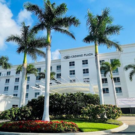 Hotel Crowne Plaza Ft Myers Gulf Coast By Ihg Fort Myers Zewnętrze zdjęcie